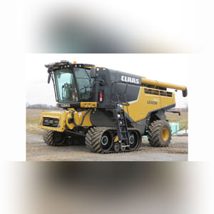 2014 Claas Lexion 740TT Combine, 4WD, CAT C-13 engine, Terra Trac system, 750/65R26 Michelin rears, camera system, AG Leader ready w/ AG Leader screen, corn & soybean threshing system, straw chopper, auto contour, variable-speed  feeder house drive, variable-speed rotor drive, HD 330 BU grain tank, HD 28.2â?? unloader auger, 304 gal. fuel tank, high-end light pkg., deluxe cab w/ instructor seat, 460 sep. hrs., 980 engine hrs., SN C6800185 (powertrain warranty expires 7/12/16)
