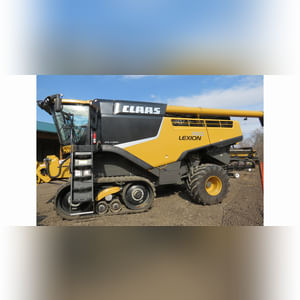 2014 Claas Lexion 740TT Combine, 4WD, CAT C-13 engine, Terra Trac system, 750/65R26 Michelin rears, camera system, AG Leader ready w/ AG Leader screen, corn & soybean threshing system, straw chopper, auto contour, variable-speed  feeder house drive, variable-speed rotor drive, HD 330 BU grain tank, HD 28.2â?? unloader auger, 304 gal. fuel tank, high-end light pkg., deluxe cab w/ instructor seat, 460 sep. hrs., 980 engine hrs., SN C6800185 (powertrain warranty expires 7/12/16)