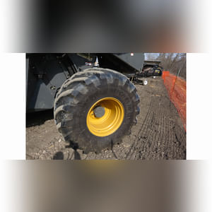 2014 Claas Lexion 740TT Combine, 4WD, CAT C-13 engine, Terra Trac system, 750/65R26 Michelin rears, camera system, AG Leader ready w/ AG Leader screen, corn & soybean threshing system, straw chopper, auto contour, variable-speed  feeder house drive, variable-speed rotor drive, HD 330 BU grain tank, HD 28.2â?? unloader auger, 304 gal. fuel tank, high-end light pkg., deluxe cab w/ instructor seat, 460 sep. hrs., 980 engine hrs., SN C6800185 (powertrain warranty expires 7/12/16)