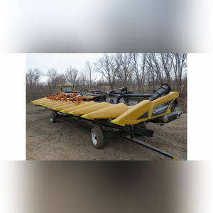 Geringhoff 12x30â? cornhead, row sense, hydraulic fold w/ corn reel
