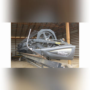 2013 40â?? Mac Don FD-75-S Flex Draper head, fore aft reel
