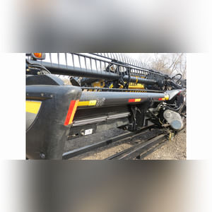 2013 40â?? Mac Don FD-75-S Flex Draper head, fore aft reel
