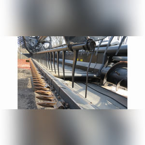 2013 40â?? Mac Don FD-75-S Flex Draper head, fore aft reel