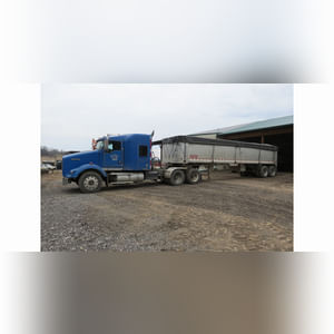 2003 Kenworth semi, 10-speed, Aerocab sleeper, wet kit, 533,629 mi., SN 1ZKDDB9X63J396181