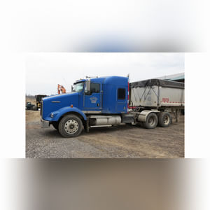 2003 Kenworth semi, 10-speed, Aerocab sleeper, wet kit, 533,629 mi., SN 1ZKDDB9X63J396181