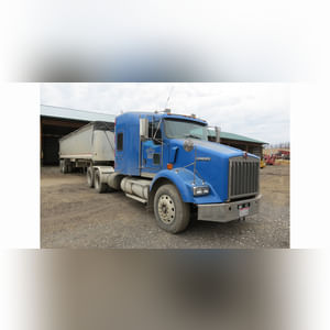 2003 Kenworth semi, 10-speed, Aerocab sleeper, wet kit, 533,629 mi., SN 1ZKDDB9X63J396181