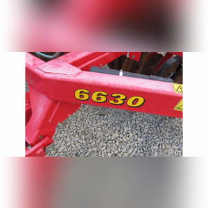 32â?? Sunflower 6630 vertical tillage disc, Saber Blade, cushion gang, hydraulic fold, 8â? spacing, rolling basket, SN BZVRT33429