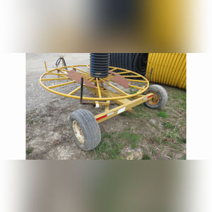 Hydraulic tile cart, single-axle, pull-type