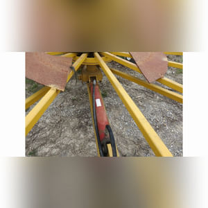 Hydraulic tile cart, single-axle, pull-type