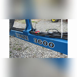 Kinze 3600, no-till, 12R30â?, 2x2, liquid, row cleaners, Keeton seed firmers, monitor, markers, SN 614152
