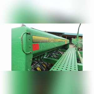 JD 750 no-till drill, 2-pt hitch, markers, SN 020467