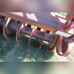 Sunflower Disk Chisel: 9 shank w/ single bar harrow