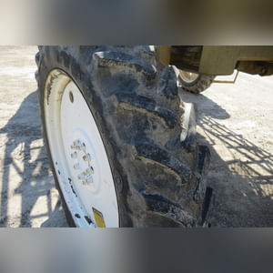 1995 Rogator 544 Sprayer: 2 year old tank, 60â?? booms, 3208R 38 tires, rebuilt pump and injectors