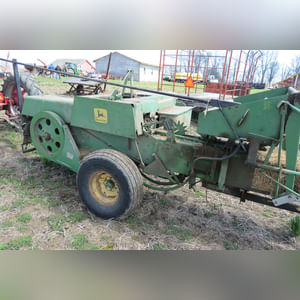 JD 346 Hay Baler: twine tie w/ kicker