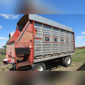 Gehl 970 Silage Wagon w/ J&M gear, 385 65R 225 tires