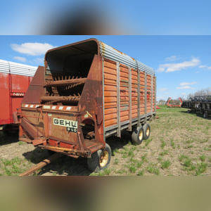 Gehl 940 Silage Wagon w/ tandem gear