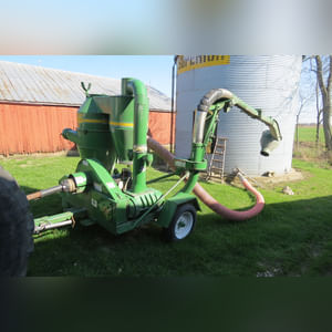 Walinga Grain Vac: 6614 Agrivac Grain Vac with PTO
