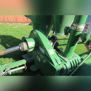 Walinga Grain Vac: 6614 Agrivac Grain Vac with PTO