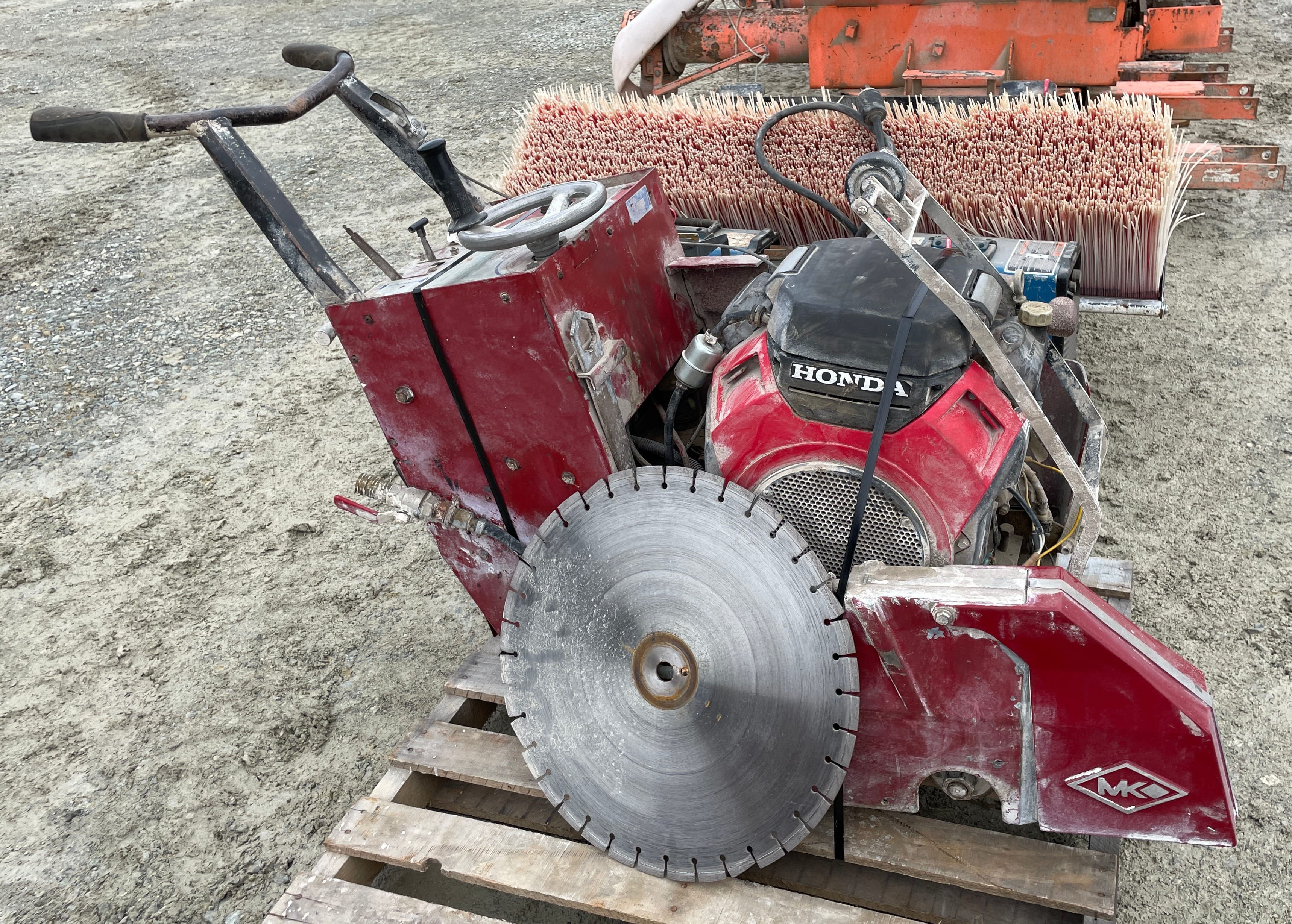 Online Bidding Available!