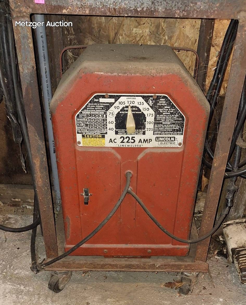 Metzger Auction | The Jerry & Glenda Millington Estate Online 